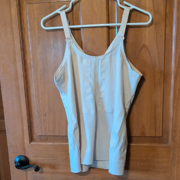 Ruby Ribbon 42 Cream Cami - Picture 3 of 9